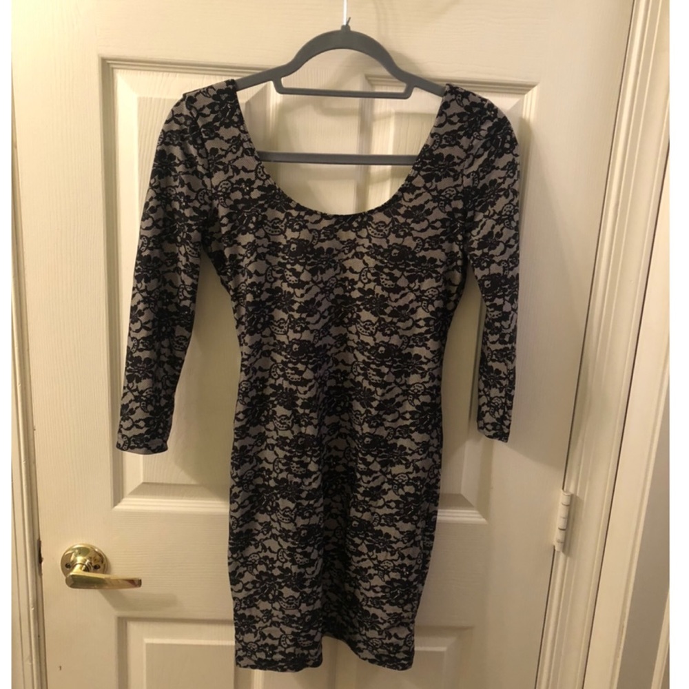 Lace pattern Medium mini dress